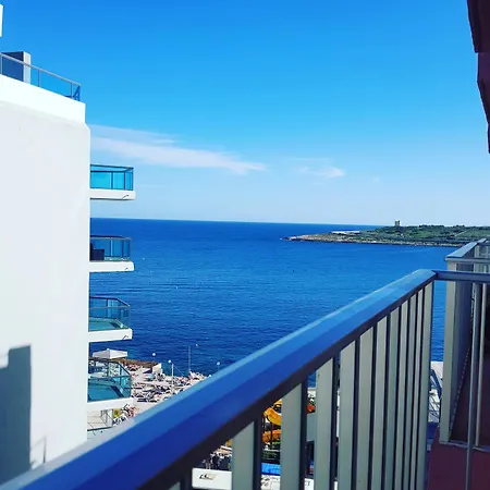 Sunshine Court 13 * Buġibba